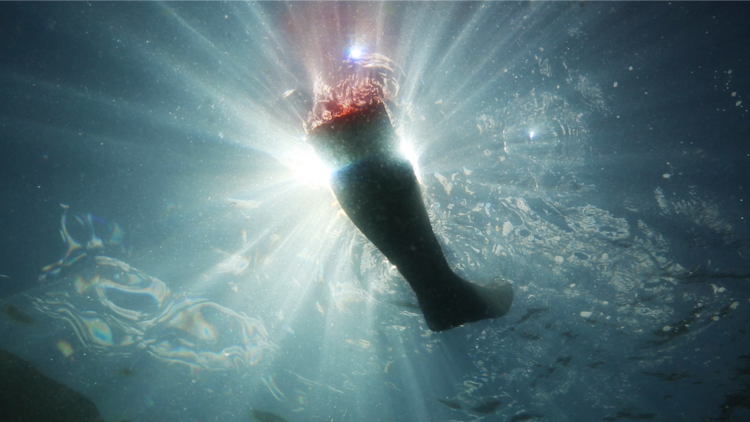 Erin Coates and Anna Nazzari, Open Water: The Offering, 2017, HD video with stereo sound, duration 4:45 minutes. Composer: Stuart James