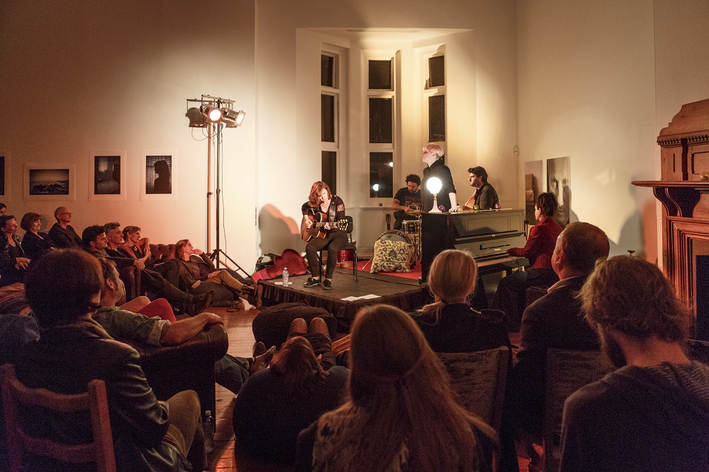 Abbe May performing at FAC's winter concert series Gallery Sessions. Photography by Jessica Wyld